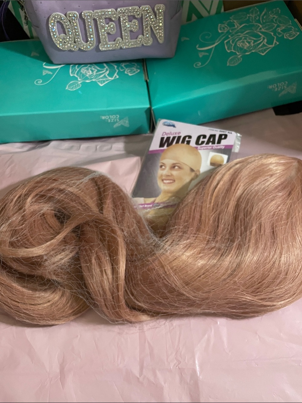 Luxe Rose Pink Gold Blonde Lace Front Wig with Matching Cap - Picture 10 of 15